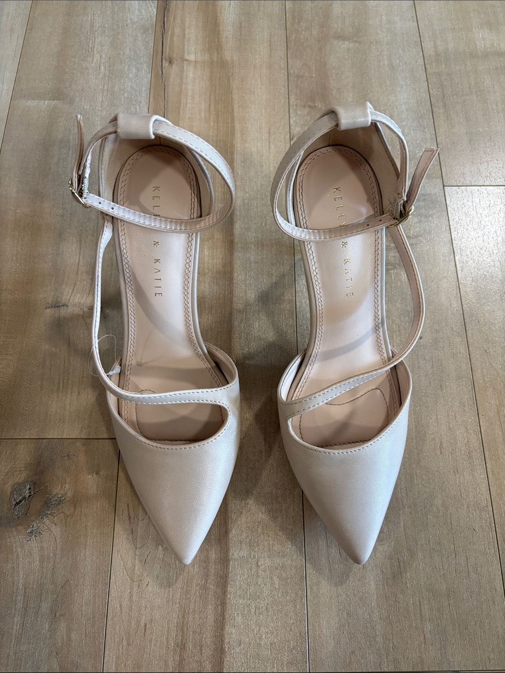 Kelly & Katie Pointed Toe Ankle Strap Pumps in Nude
